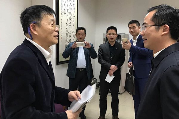 胡鞍鋼:3月22日胡鞍鋼出席“中國特色社會主義現(xiàn)代化道路”專題學(xué)習(xí)會